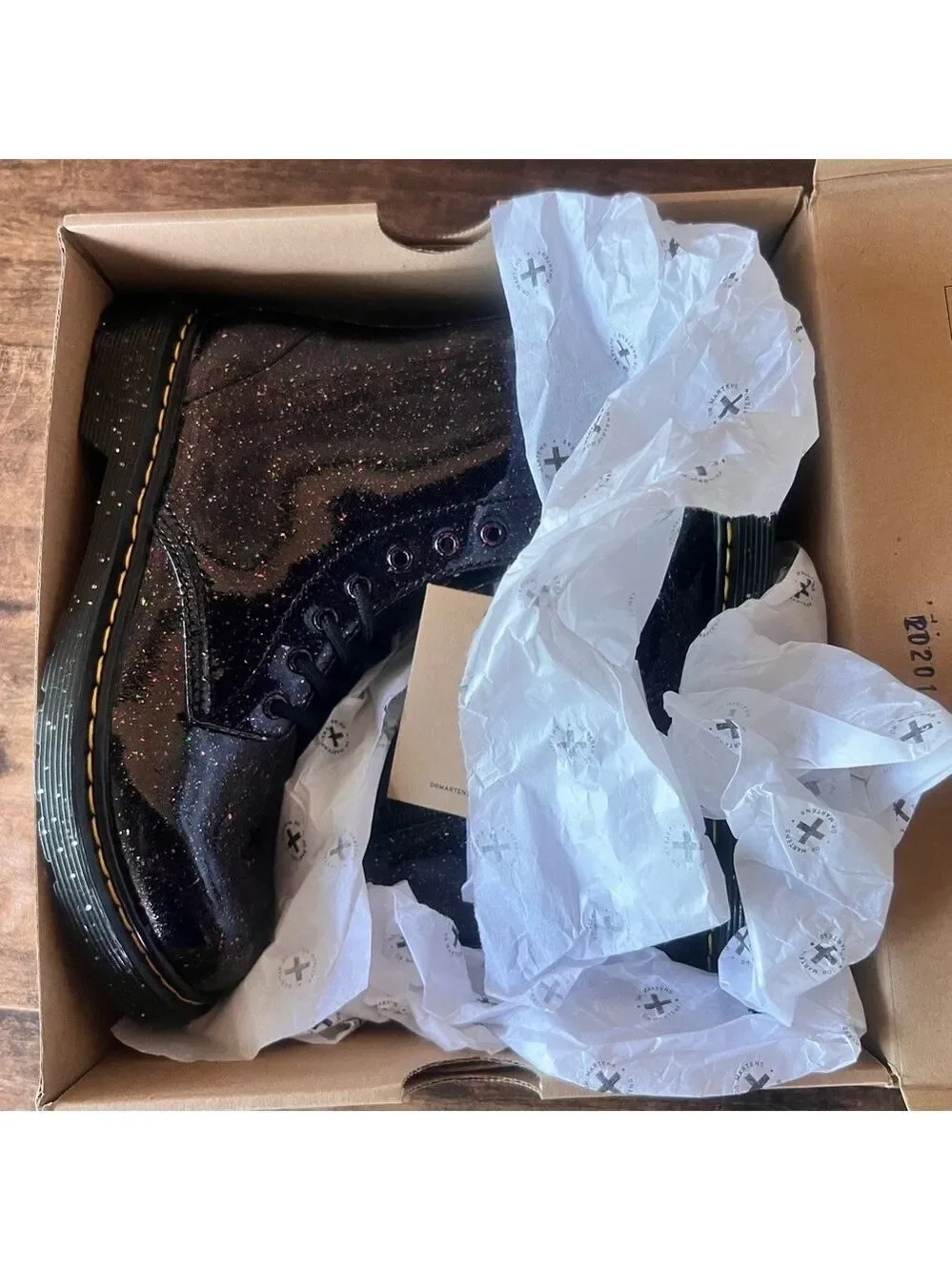 Dr. Martens NEW Unisex Junior 1460 Boot Size 3 or 4 #B1221A